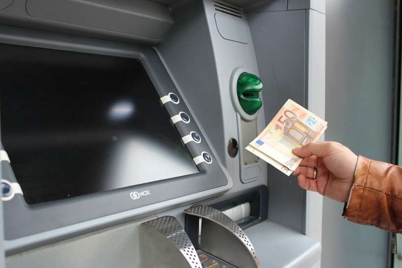 Lotyšská banka oznamuje: ak klient uvedie tento účel prevodu peňazí, platba môže byť zablokovaná